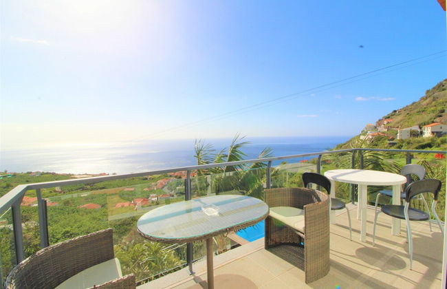 Farious Villa - Photo 38