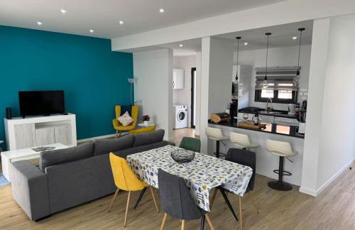 B - Elegent 2 Bedroom Modern Townhouse - Foto 17