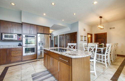 Boat Dock and Kayaks Luxury Lake of the Ozarks Home - Foto 5