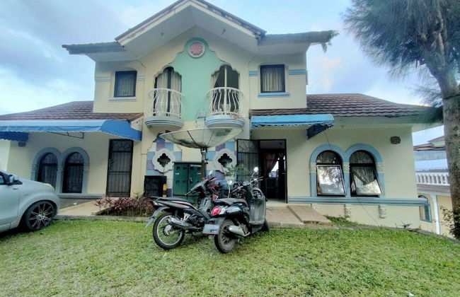 Villa Kota Bunga Allamanda - Foto 32