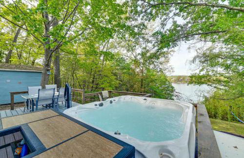 Hot Tub Secluded Hideaway on Sleepy Hollow Lake - Foto 23