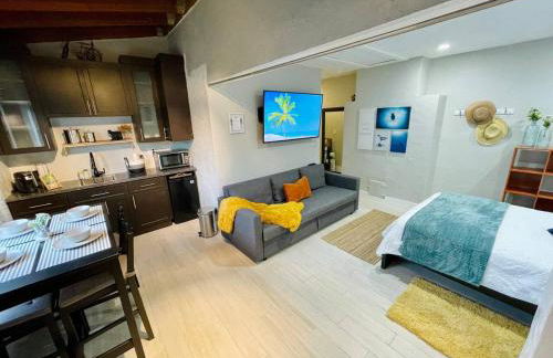 Orange You Glad you came - Photo 1