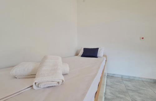 Myrtia Guest House - Photo 20