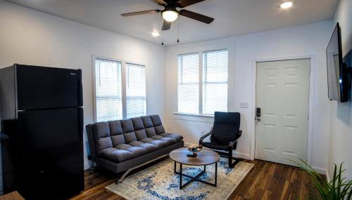 Downtown View Cozy 2br/1ba Home Sleeps 8 - Foto 4