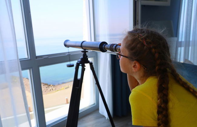 Modern Retreat With Private Sauna - Photo 28