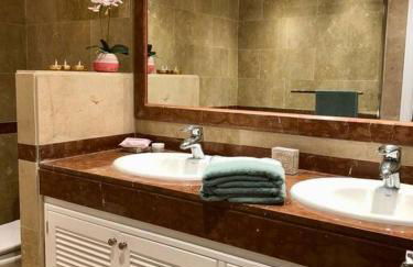 Gorgeous Apartment located in Elviria Marbella - Photo 6