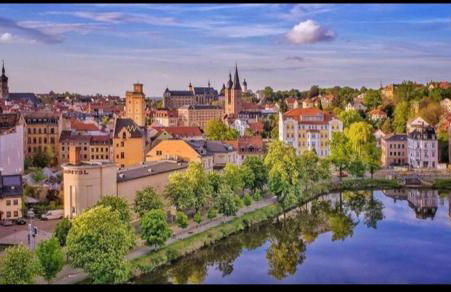 Monteurwohnung, Arbeiterunterkunft, Pension, Gästewohnung in Altenburg , Kurz u Langzeitmiete - Foto 1
