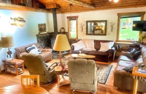 Unique Riverside Vacation Rental Perfect for Events in the Flathead National Forest, Montana - Foto 64