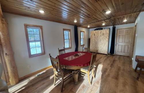 Snowmobile, ATV, Horseback Riding Haven with Quick Trail Access & Games & Entertainment Room - Foto 27
