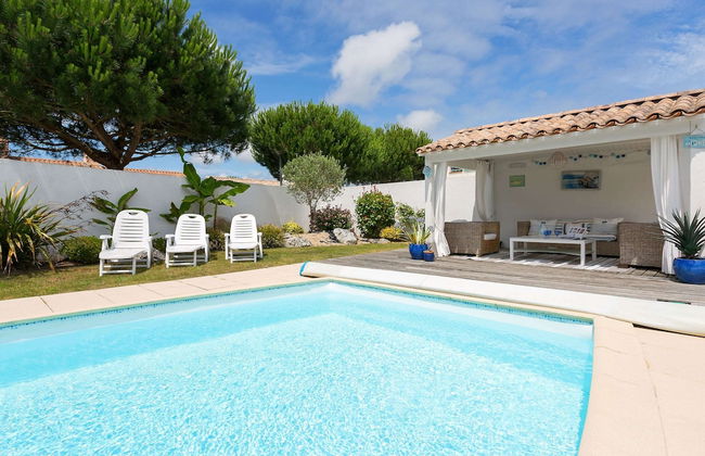 Luxurious Villa With a Dishwasher, Only 3.5km From the Beach - Photo 36