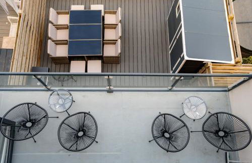 Large Modern Scenic 4 Bedroom Townhouse - Foto 22