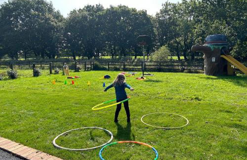 Lodge with log burner Contractors business private parking free Wi-Fi near M4 - Foto 2