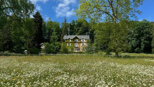 Private Oasis: Luxe 20-guest Estate, Jacuzzi, 8 Ha - Foto 5