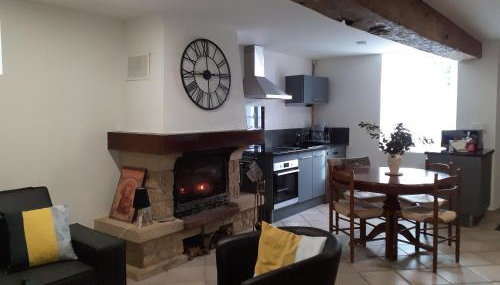 DANS LA MAISON D'A COTE - Foto 5