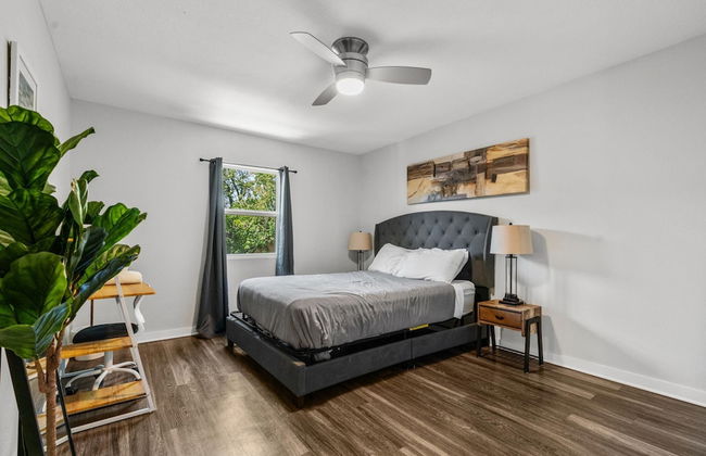 Modern 2BR Near UT Hyde Park Evonify - Foto 29