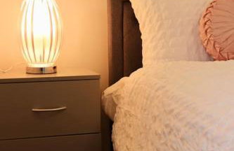 Charming 3 Bedroom Property FREE WiFi & Parking - Foto 51