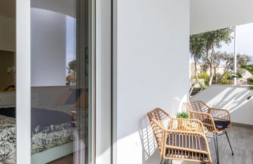 Colombo Palace - viale colombo 358 - Photo 64