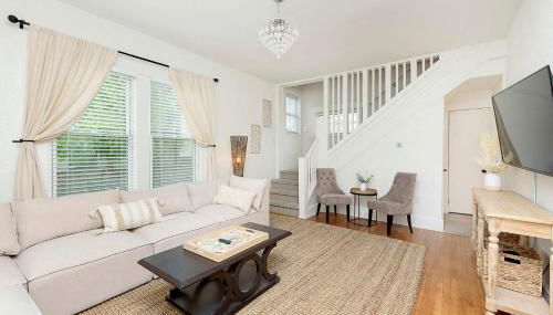 Family Haven with Hot Tub-Near Downtown Indy - Foto 2