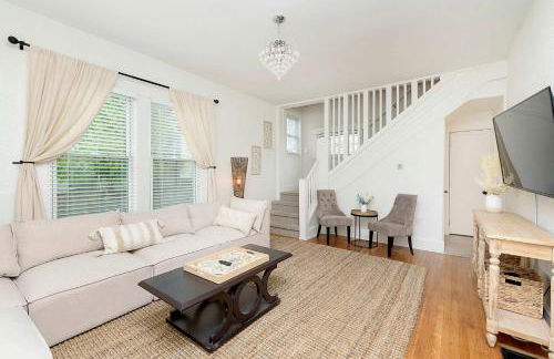 Family Haven with Hot Tub-Near Downtown Indy - Foto 2