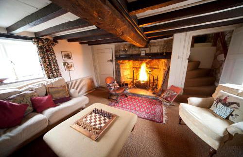 Afton Thatch: Beautiful Thatched Family Cottage - Photo 2