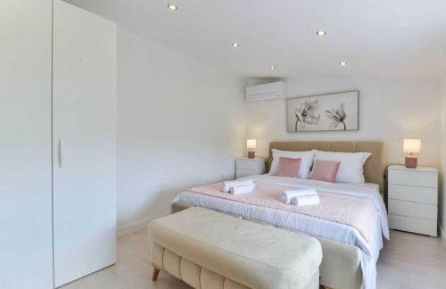 Luxury Villa Maria with large pool - Foto 40