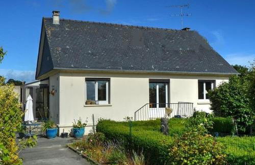 Holiday Home in Kerbors Near Cote de Granit Rose - Foto 2