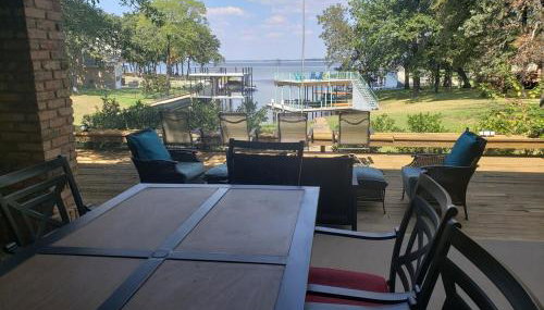 Fully furnished lakefront Retreat - Foto 3