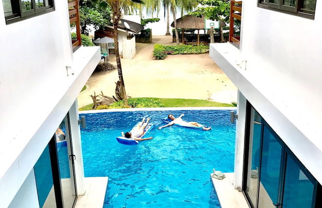 The Whitehouse by the Sea - Photo 29