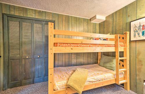 North Creek Chalet with Fire Pit Near Gore Mountain! - Foto 26