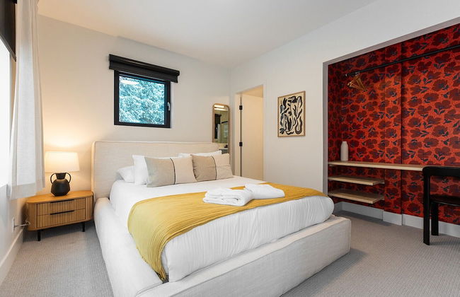 Tally Ho By Revelstoke Vacations - Photo 2