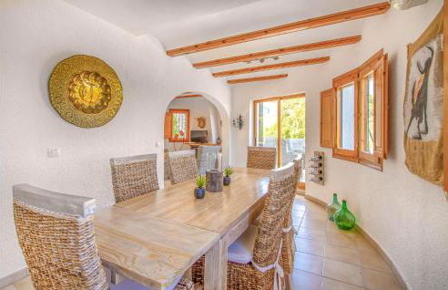 Awesome Home In Pedreguer With Kitchen - Foto 5