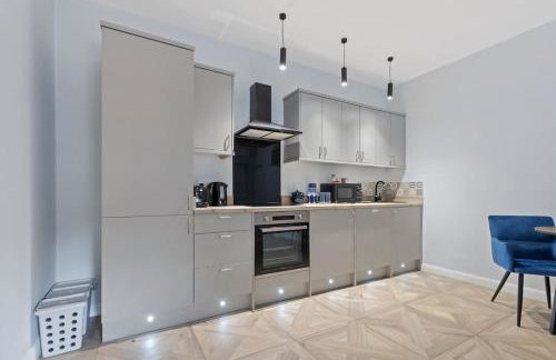 Modern Apartment Off-Road Parking King Bed Suite 1 - Foto 3