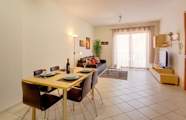 Valletta and Harbour Views Apartment in Central Sliema - Foto 21