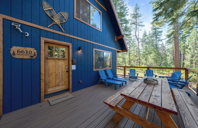 Minutes to Skiing & Lake Hot Tub, Fire Pit, Deck Indigo Owl by Avantstay - Foto 57
