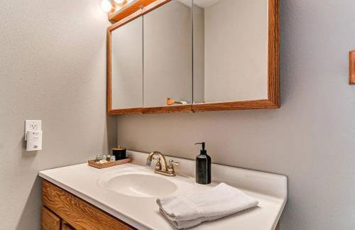 Parkside Getaway- Spacious Six Bedroom Home for Families & Friends - Foto 51