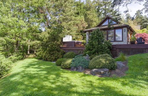 Luxe Beachfront, Hot Tub, Kayaking, Walk to Town - Foto 27