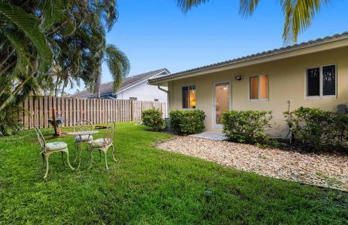 Walking Distance to the Beach 3Br House With Pool - Foto 22