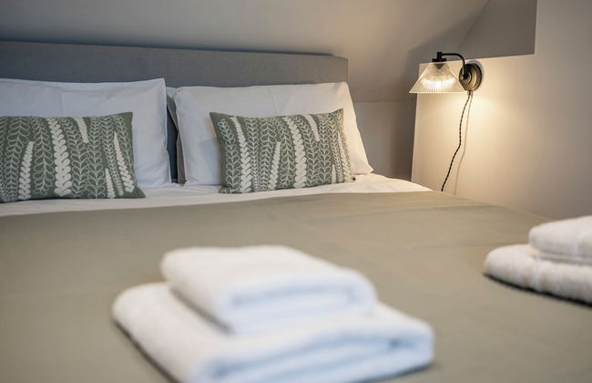 Bright&Spacious 3BD in Centre of Bourton - Photo 11