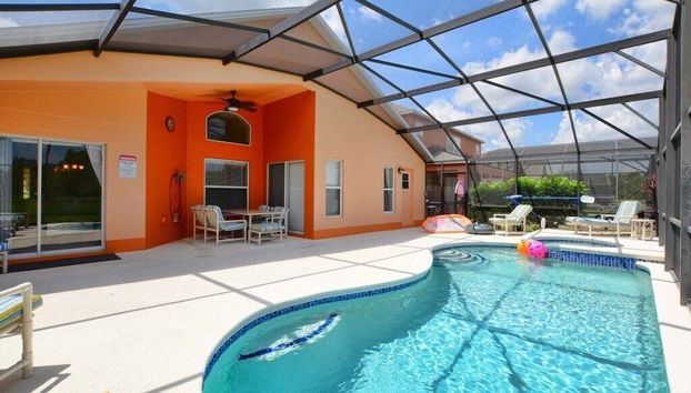 Emerald 4 bedrooms with Pool - 2201Em 4 Home by RedAwning - Foto 2, Habitación