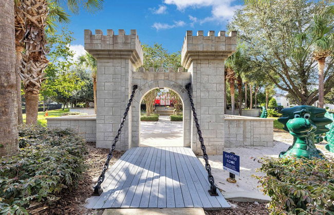 Windsor Hills 6BR Home Pool Spa Private Theater - Foto 39