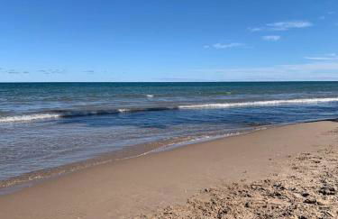 Beachside Condo w Stunning Lake Views - Foto 59