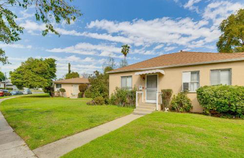 2 Mi to Griffith Park Chic Home with Private Patio - Foto 2