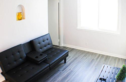 Newly Renovated 2-Bed near Downtown-North Shore - Foto 12