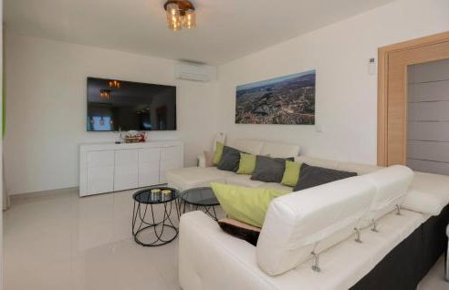 Cozy Home In Ricice With Wifi - Foto 38