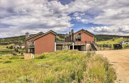 Mtn View Granby Condo with In-Unit Hot Tub! - Foto 33