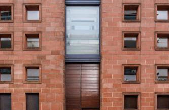 Flatzy - Prime City Apartment with Free Parking & Ping Pong Table - Foto 38