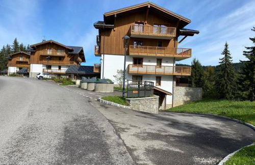 Appartement chic 6 pers avec parking aux Saisies - FR-1-809-5 - Foto 2