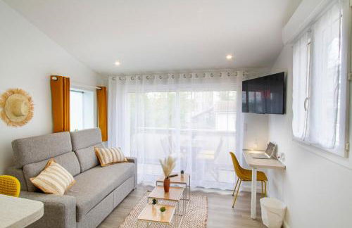 Soleil d'Été - Netflix & Wifi - Balcon - Climatisation - Parking Gratuit - check-in 24H24 - Emplacement Vélos - GoodMarning - Foto 4