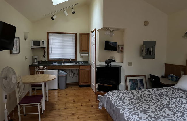 Glacier Peak Resort - Photo 8