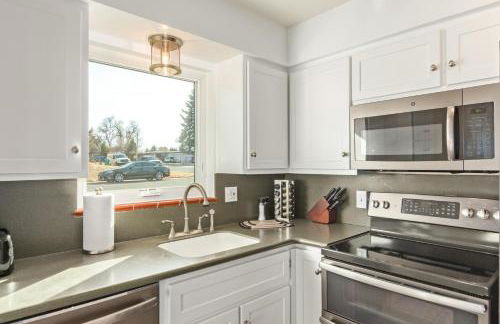 NEW! 1958 Chic Mid-Mod House - Foto 9